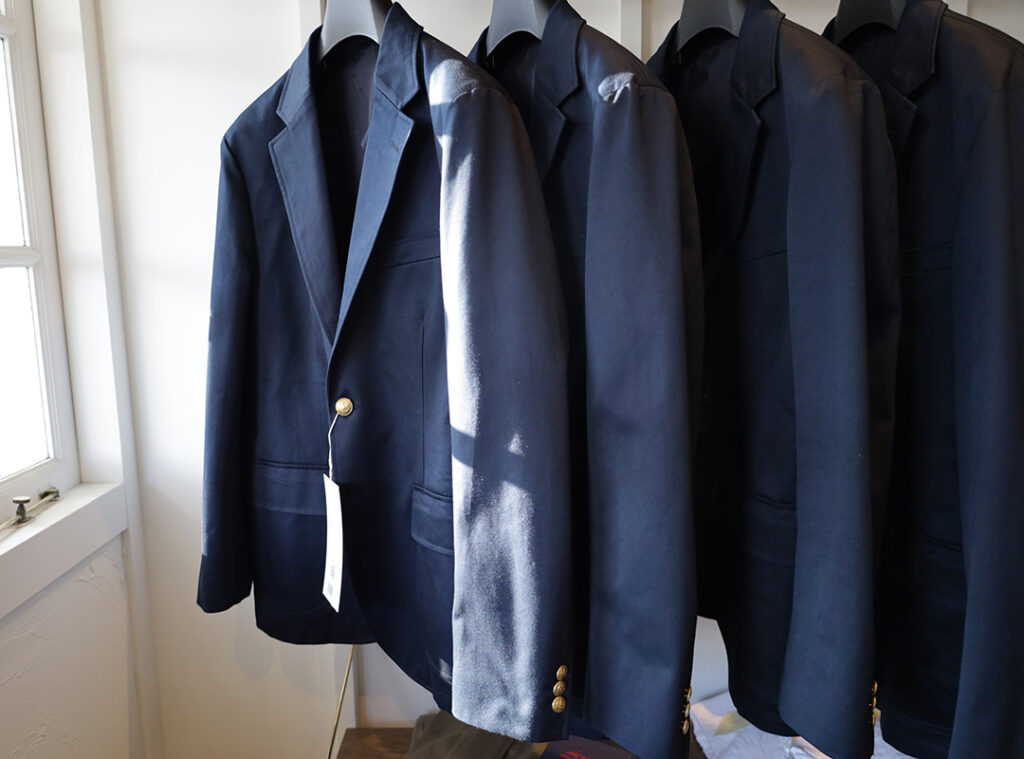 D.C.WHITE CUSTOM ORDER SUIT FAIR – by CITRON