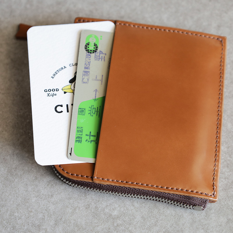 ARTS&CRAFTS CORDOVAN ACC L ZIP PURSE – by CITRON