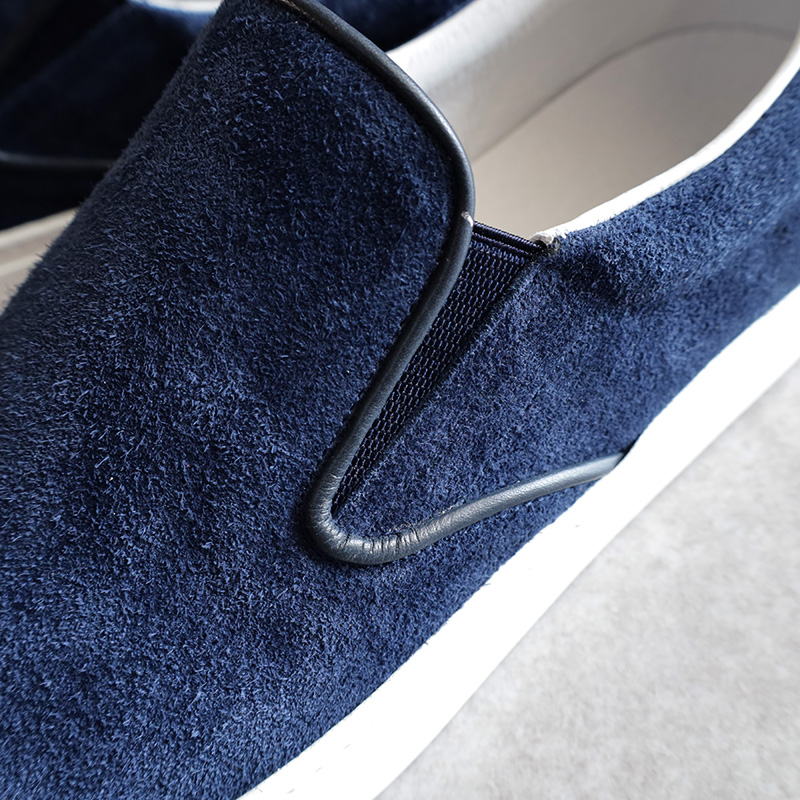 YOAK “LILY” SUEDE SLIP ON NAVY – by CITRON